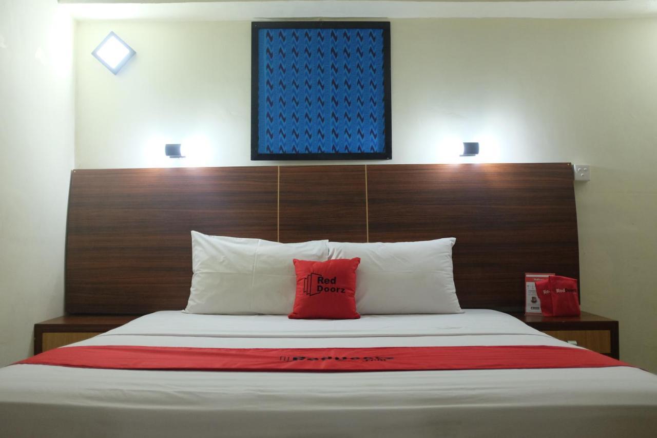 Reddoorz Plus Near Senen جاكرتا المظهر الخارجي الصورة