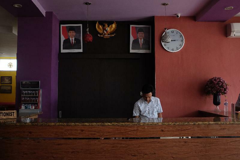 Reddoorz Plus Near Senen جاكرتا المظهر الخارجي الصورة
